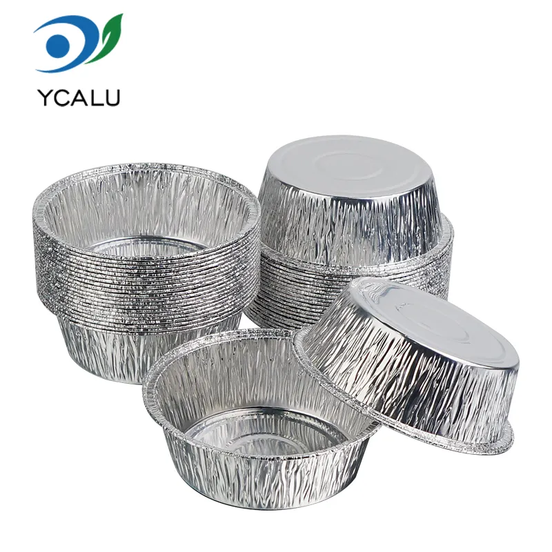 Okrogle majhne srebrne posode iz aluminijaste folije za peko